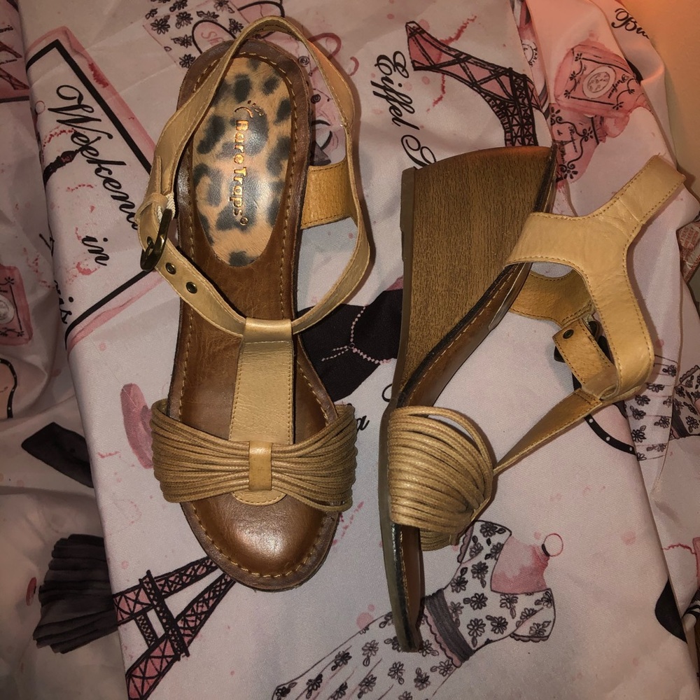 BareTraps wedge sandals
